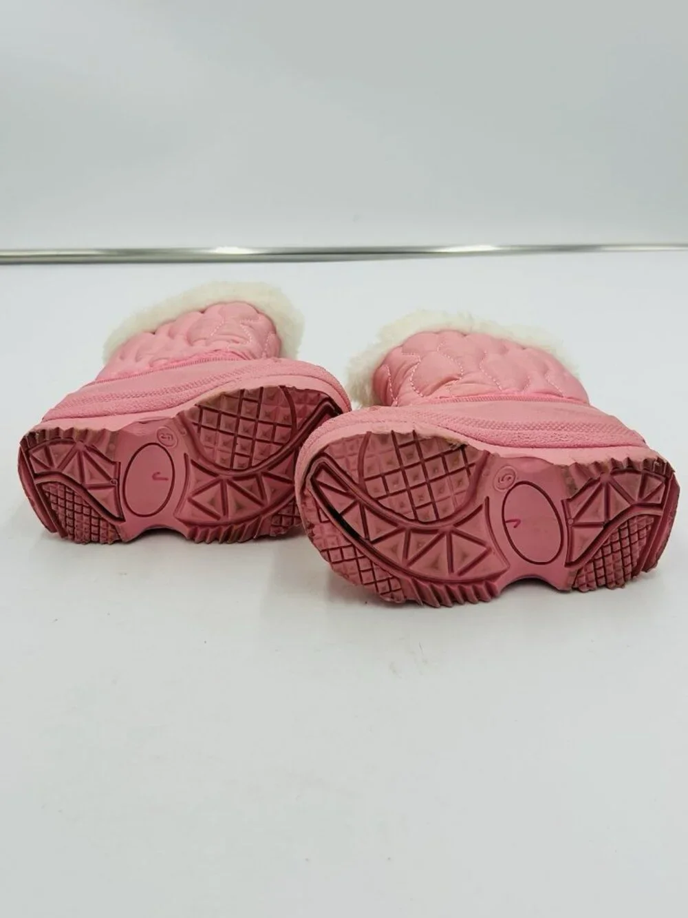 Toddler Pink Snow Boots Size 5 Pull On Insulated Sherpa Lined